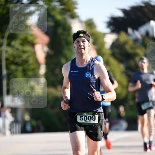 01.09.2024 - BARMER Alsterlauf Dr. Thomas Lammeyer http://msf.ph/oto/6892468 01.09.2024 09:24:53 Laufen 135, 5009 meine-sportfotos.de