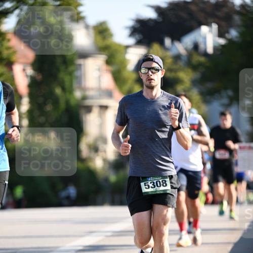 01.09.2024 - BARMER Alsterlauf Dr. Thomas Lammeyer http://msf.ph/oto/6892480 01.09.2024 09:24:55 Laufen 5308 meine-sportfotos.de