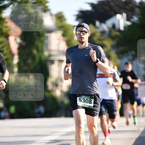 01.09.2024 - BARMER Alsterlauf Dr. Thomas Lammeyer http://msf.ph/oto/6892481 01.09.2024 09:24:55 Laufen 5308 meine-sportfotos.de
