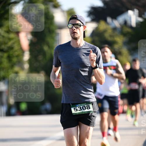 01.09.2024 - BARMER Alsterlauf Dr. Thomas Lammeyer http://msf.ph/oto/6892486 01.09.2024 09:24:56 Laufen 5308 meine-sportfotos.de