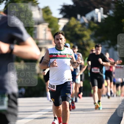 01.09.2024 - BARMER Alsterlauf Dr. Thomas Lammeyer http://msf.ph/oto/6892492 01.09.2024 09:24:57 Laufen 2268 meine-sportfotos.de