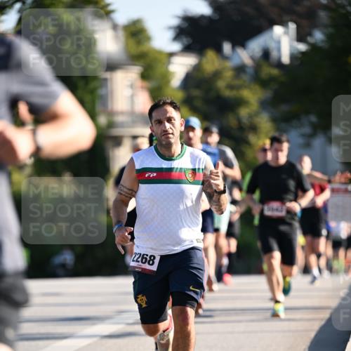 01.09.2024 - BARMER Alsterlauf Dr. Thomas Lammeyer http://msf.ph/oto/6892494 01.09.2024 09:24:57 Laufen 2268 meine-sportfotos.de