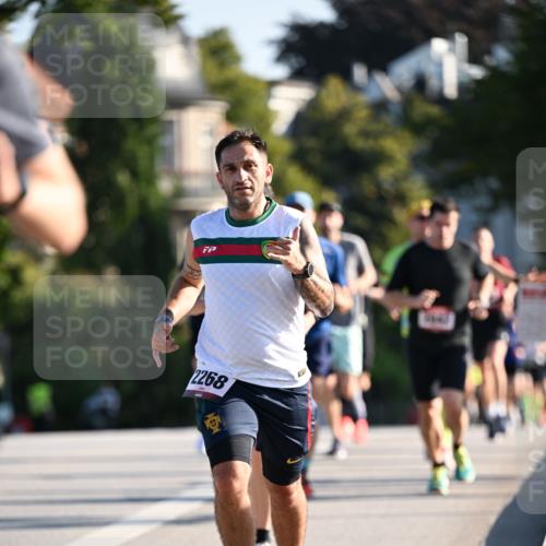 01.09.2024 - BARMER Alsterlauf Dr. Thomas Lammeyer http://msf.ph/oto/6892495 01.09.2024 09:24:57 Laufen 2268 meine-sportfotos.de