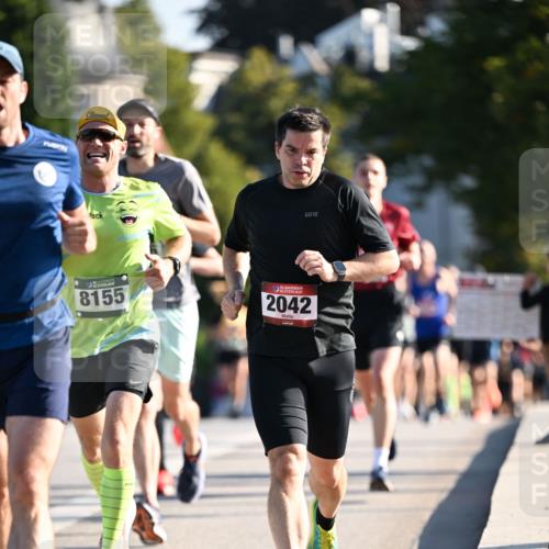 01.09.2024 - BARMER Alsterlauf Dr. Thomas Lammeyer http://msf.ph/oto/6892515 01.09.2024 09:25:00 Laufen 8155, 135, 2042 meine-sportfotos.de