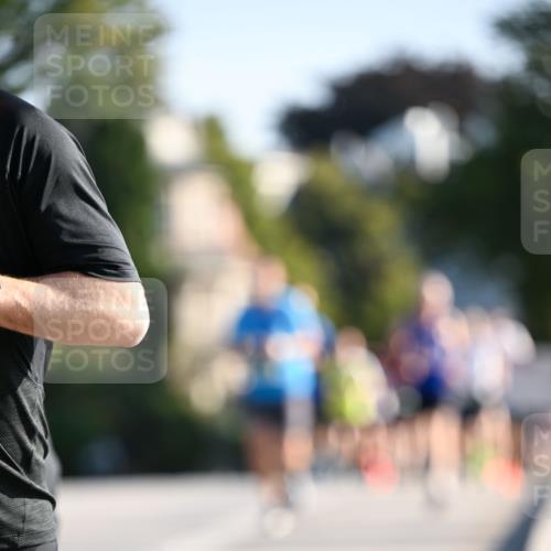 01.09.2024 - BARMER Alsterlauf Dr. Thomas Lammeyer http://msf.ph/oto/6892534 01.09.2024 09:25:03 Laufen  meine-sportfotos.de