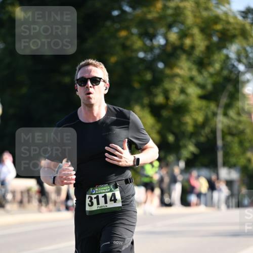 01.09.2024 - BARMER Alsterlauf Dr. Thomas Lammeyer http://msf.ph/oto/6892537 01.09.2024 09:25:04 Laufen 35, 3114 meine-sportfotos.de