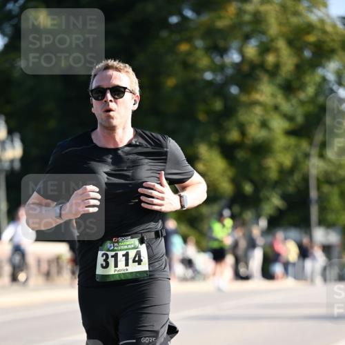 01.09.2024 - BARMER Alsterlauf Dr. Thomas Lammeyer http://msf.ph/oto/6892538 01.09.2024 09:25:04 Laufen 35, 3114 meine-sportfotos.de