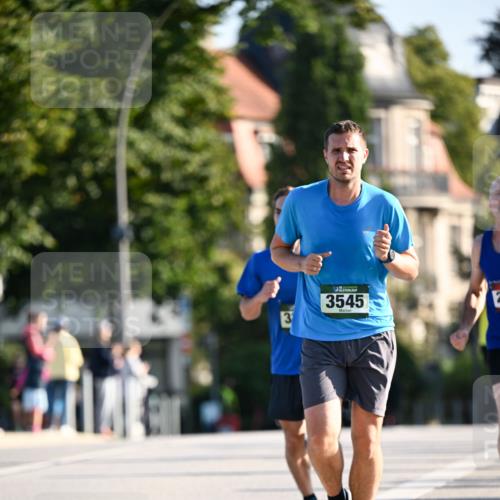 01.09.2024 - BARMER Alsterlauf Dr. Thomas Lammeyer http://msf.ph/oto/6892543 01.09.2024 09:25:05 Laufen 3, 3545, 2 meine-sportfotos.de