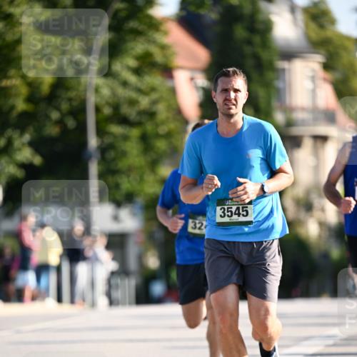 01.09.2024 - BARMER Alsterlauf Dr. Thomas Lammeyer http://msf.ph/oto/6892545 01.09.2024 09:25:05 Laufen 32, 3545 meine-sportfotos.de