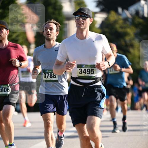 01.09.2024 - BARMER Alsterlauf Dr. Thomas Lammeyer http://msf.ph/oto/6892572 01.09.2024 09:25:10 Laufen 3806, 15, 3788, 3495 meine-sportfotos.de