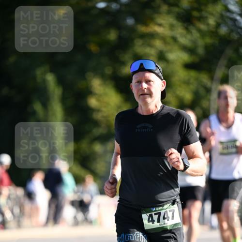 01.09.2024 - BARMER Alsterlauf Dr. Thomas Lammeyer http://msf.ph/oto/6892601 01.09.2024 09:25:15 Laufen 4747 meine-sportfotos.de