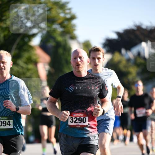 01.09.2024 - BARMER Alsterlauf Dr. Thomas Lammeyer http://msf.ph/oto/6892612 01.09.2024 09:25:16 Laufen 35, 094, 35, 3290 meine-sportfotos.de