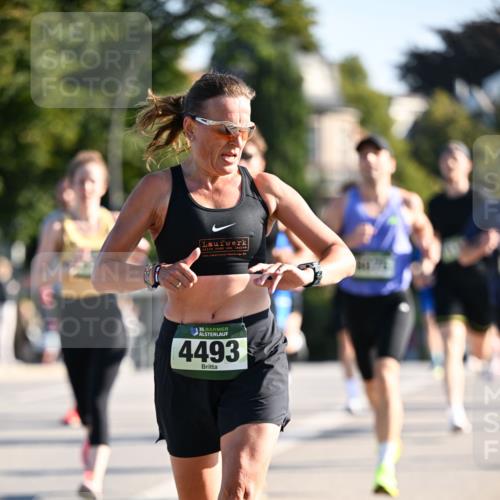01.09.2024 - BARMER Alsterlauf Dr. Thomas Lammeyer http://msf.ph/oto/6892639 01.09.2024 09:25:21 Laufen 35, 4493 meine-sportfotos.de