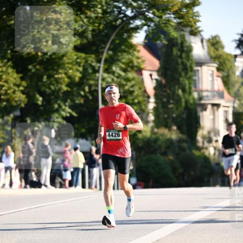 01.09.2024 - BARMER Alsterlauf Dr. Thomas Lammeyer http://msf.ph/oto/6892691 01.09.2024 09:25:29 Laufen 4426 meine-sportfotos.de