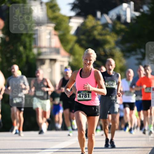 01.09.2024 - BARMER Alsterlauf Dr. Thomas Lammeyer http://msf.ph/oto/6892716 01.09.2024 09:25:34 Laufen 4781, 2043 meine-sportfotos.de
