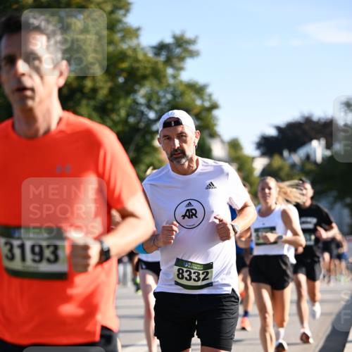 01.09.2024 - BARMER Alsterlauf Dr. Thomas Lammeyer http://msf.ph/oto/6892761 01.09.2024 09:25:42 Laufen 3193, 8332 meine-sportfotos.de