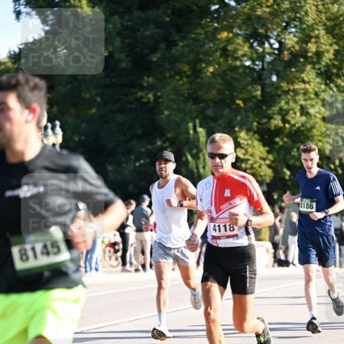 01.09.2024 - BARMER Alsterlauf Dr. Thomas Lammeyer http://msf.ph/oto/6892793 01.09.2024 09:25:47 Laufen 8186, 8145, 4118 meine-sportfotos.de
