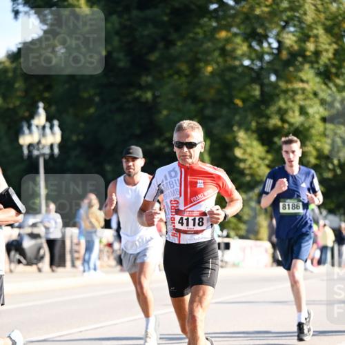01.09.2024 - BARMER Alsterlauf Dr. Thomas Lammeyer http://msf.ph/oto/6892795 01.09.2024 09:25:47 Laufen 4118, 8186 meine-sportfotos.de