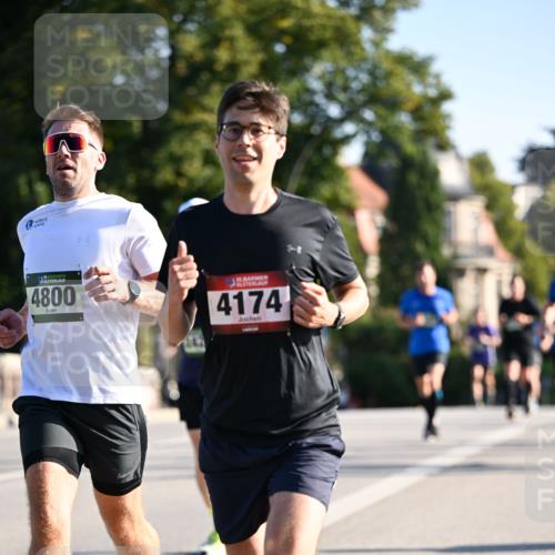 01.09.2024 - BARMER Alsterlauf Dr. Thomas Lammeyer http://msf.ph/oto/6892810 01.09.2024 09:25:49 Laufen 135, 4800, 4174 meine-sportfotos.de