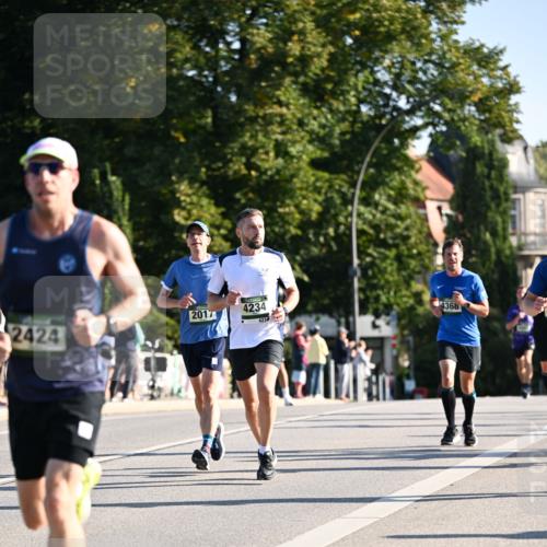 01.09.2024 - BARMER Alsterlauf Dr. Thomas Lammeyer http://msf.ph/oto/6892817 01.09.2024 09:25:50 Laufen 2424, 2017, 4234, 423, 4368 meine-sportfotos.de