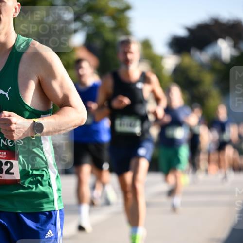 01.09.2024 - BARMER Alsterlauf Dr. Thomas Lammeyer http://msf.ph/oto/6892841 01.09.2024 09:25:55 Laufen 32 meine-sportfotos.de
