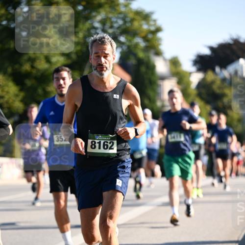 01.09.2024 - BARMER Alsterlauf Dr. Thomas Lammeyer http://msf.ph/oto/6892847 01.09.2024 09:25:55 Laufen 35, 8162 meine-sportfotos.de