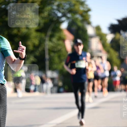 01.09.2024 - BARMER Alsterlauf Dr. Thomas Lammeyer http://msf.ph/oto/6892877 01.09.2024 09:26:00 Laufen  meine-sportfotos.de