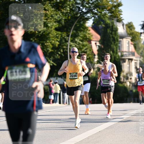 01.09.2024 - BARMER Alsterlauf Dr. Thomas Lammeyer http://msf.ph/oto/6892889 01.09.2024 09:26:02 Laufen 8105, 2696, 1777, 8080 meine-sportfotos.de