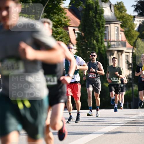 01.09.2024 - BARMER Alsterlauf Dr. Thomas Lammeyer http://msf.ph/oto/6892916 01.09.2024 09:26:05 Laufen 2708, 8099, 50 meine-sportfotos.de