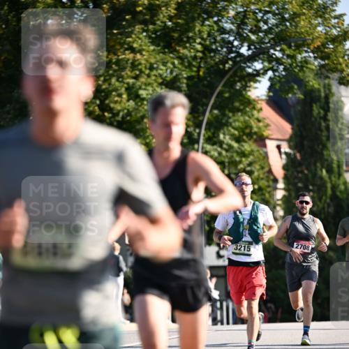 01.09.2024 - BARMER Alsterlauf Dr. Thomas Lammeyer http://msf.ph/oto/6892917 01.09.2024 09:26:06 Laufen 3215, 2708 meine-sportfotos.de