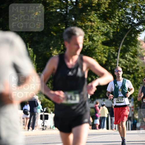 01.09.2024 - BARMER Alsterlauf Dr. Thomas Lammeyer http://msf.ph/oto/6892921 01.09.2024 09:26:06 Laufen 3215 meine-sportfotos.de