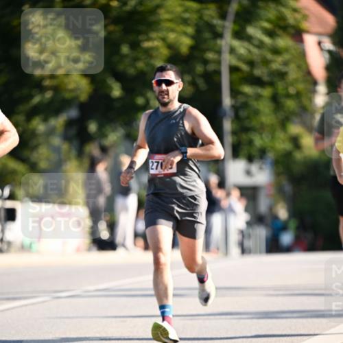 01.09.2024 - BARMER Alsterlauf Dr. Thomas Lammeyer http://msf.ph/oto/6892931 01.09.2024 09:26:08 Laufen 2703 meine-sportfotos.de