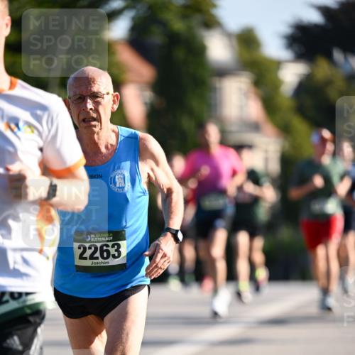 01.09.2024 - BARMER Alsterlauf Dr. Thomas Lammeyer http://msf.ph/oto/6893001 01.09.2024 09:26:22 Laufen 35, 2263 meine-sportfotos.de