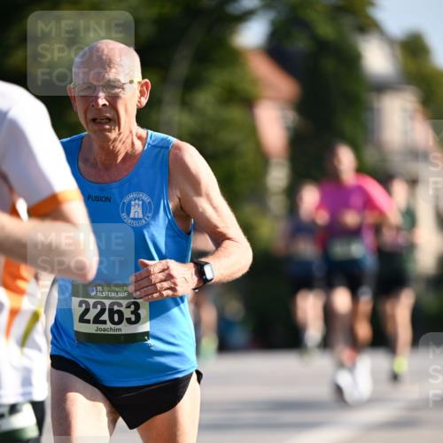 01.09.2024 - BARMER Alsterlauf Dr. Thomas Lammeyer http://msf.ph/oto/6893005 01.09.2024 09:26:22 Laufen 635, 2263 meine-sportfotos.de