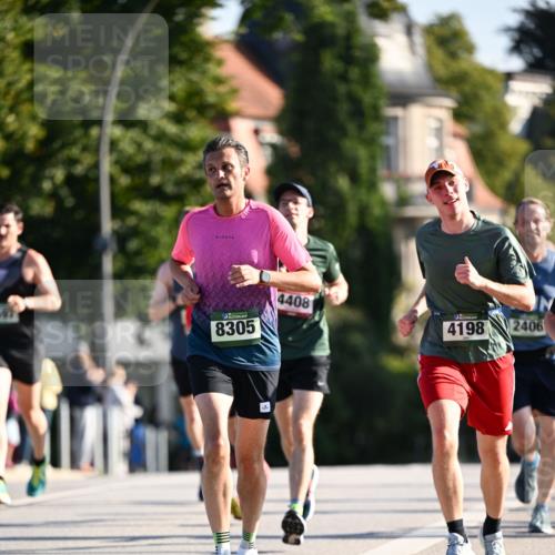 01.09.2024 - BARMER Alsterlauf Dr. Thomas Lammeyer http://msf.ph/oto/6893012 01.09.2024 09:26:24 Laufen 8305, 4408, 2406, 4198 meine-sportfotos.de