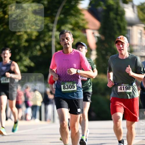 01.09.2024 - BARMER Alsterlauf Dr. Thomas Lammeyer http://msf.ph/oto/6893017 01.09.2024 09:26:24 Laufen 8305, 4198 meine-sportfotos.de