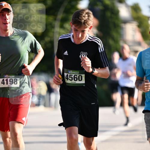 01.09.2024 - BARMER Alsterlauf Dr. Thomas Lammeyer http://msf.ph/oto/6893028 01.09.2024 09:26:26 Laufen 135, 4198, 35, 4560 meine-sportfotos.de