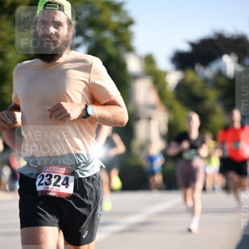 01.09.2024 - BARMER Alsterlauf Dr. Thomas Lammeyer http://msf.ph/oto/6893049 01.09.2024 09:26:30 Laufen 135, 2324 meine-sportfotos.de