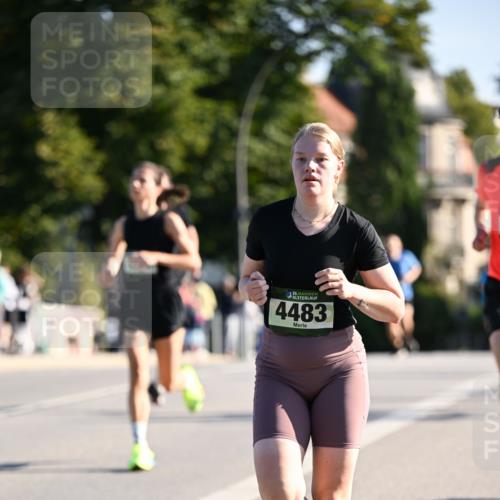 01.09.2024 - BARMER Alsterlauf Dr. Thomas Lammeyer http://msf.ph/oto/6893064 01.09.2024 09:26:33 Laufen 4483 meine-sportfotos.de