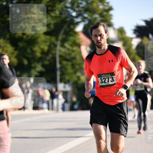 01.09.2024 - BARMER Alsterlauf Dr. Thomas Lammeyer http://msf.ph/oto/6893072 01.09.2024 09:26:34 Laufen 5, 3273 meine-sportfotos.de