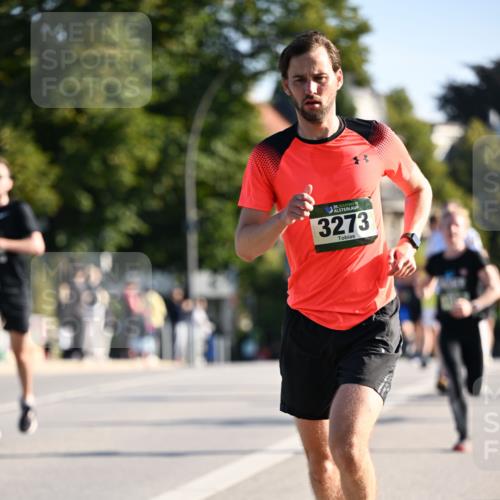 01.09.2024 - BARMER Alsterlauf Dr. Thomas Lammeyer http://msf.ph/oto/6893073 01.09.2024 09:26:34 Laufen 5, 3273 meine-sportfotos.de