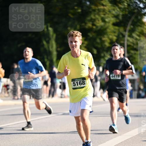01.09.2024 - BARMER Alsterlauf Dr. Thomas Lammeyer http://msf.ph/oto/6893107 01.09.2024 09:26:39 Laufen 5168, 4419 meine-sportfotos.de