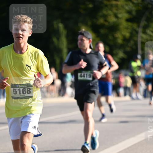 01.09.2024 - BARMER Alsterlauf Dr. Thomas Lammeyer http://msf.ph/oto/6893112 01.09.2024 09:26:40 Laufen 35, 5168, 4419 meine-sportfotos.de