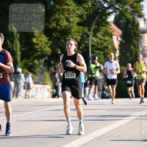 01.09.2024 - BARMER Alsterlauf Dr. Thomas Lammeyer http://msf.ph/oto/6893120 01.09.2024 09:26:41 Laufen 8233 meine-sportfotos.de