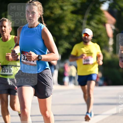 01.09.2024 - BARMER Alsterlauf Dr. Thomas Lammeyer http://msf.ph/oto/6893150 01.09.2024 09:26:45 Laufen 8370, 32, 2 meine-sportfotos.de