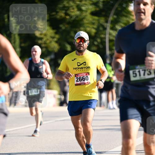 01.09.2024 - BARMER Alsterlauf Dr. Thomas Lammeyer http://msf.ph/oto/6893152 01.09.2024 09:26:46 Laufen 2660, 5173 meine-sportfotos.de