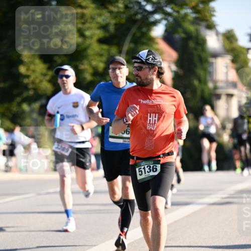 01.09.2024 - BARMER Alsterlauf Dr. Thomas Lammeyer http://msf.ph/oto/6893176 01.09.2024 09:26:49 Laufen 3289, 6, 3606, 30, 5136 meine-sportfotos.de