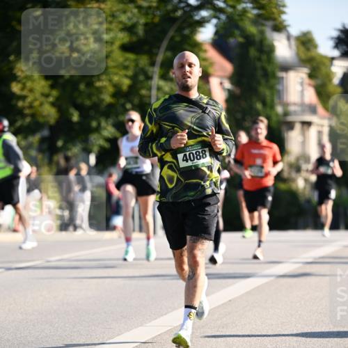 01.09.2024 - BARMER Alsterlauf Dr. Thomas Lammeyer http://msf.ph/oto/6893201 01.09.2024 09:26:53 Laufen 4088 meine-sportfotos.de