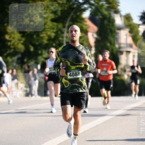 01.09.2024 - BARMER Alsterlauf Dr. Thomas Lammeyer http://msf.ph/oto/6893202 01.09.2024 09:26:53 Laufen 4088 meine-sportfotos.de