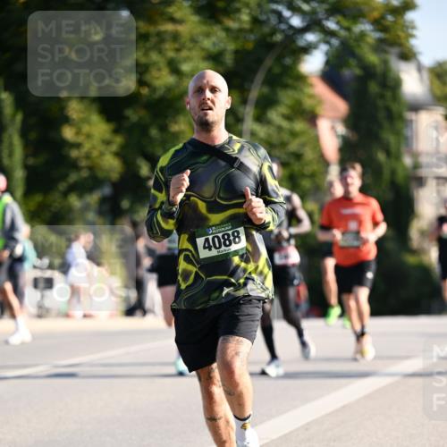 01.09.2024 - BARMER Alsterlauf Dr. Thomas Lammeyer http://msf.ph/oto/6893204 01.09.2024 09:26:53 Laufen 35, 4088 meine-sportfotos.de
